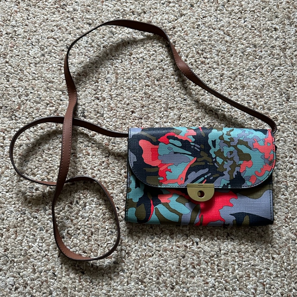 Fossil crossbody bag 🩵